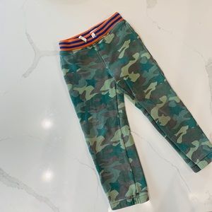 Mini Boden camo sweatpants. Sz 6